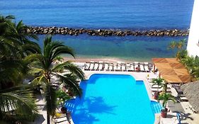 Costa Sur Resort